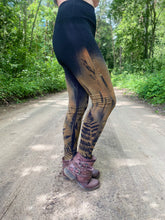 Load image into Gallery viewer, Straw Leggings