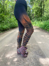 Load image into Gallery viewer, Monoceros Leggings