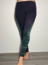 Load image into Gallery viewer, Northern Lights Leggings