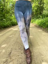 Load image into Gallery viewer, Silver Night Leggings