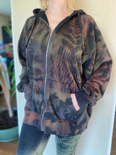 Load image into Gallery viewer, Sunset Jumper