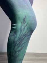 Load image into Gallery viewer, Northern Lights Leggings