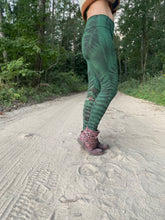 Load image into Gallery viewer, Menot Leggings
