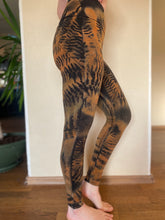 Load image into Gallery viewer, Pavo Leggings