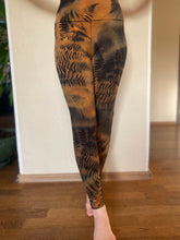 Load image into Gallery viewer, Pavo Leggings