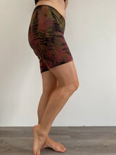 Load image into Gallery viewer, Bunda Shorts