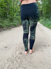 Load image into Gallery viewer, Ratri Leggings