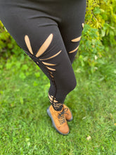 Load image into Gallery viewer, Black Star Leggings