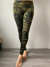 Load image into Gallery viewer, Betria Leggings