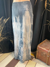 Load image into Gallery viewer, Frost Skirt