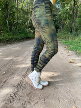 Load image into Gallery viewer, Crux Leggings