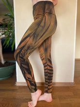 Load image into Gallery viewer, Veigha Leggings
